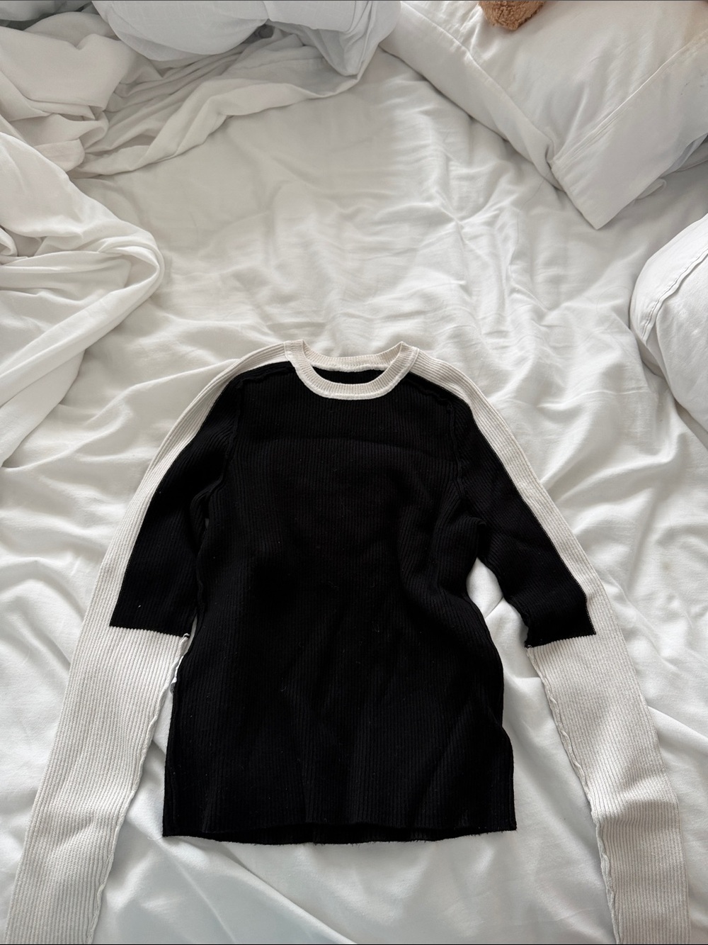 Zara Black Crewneck Sweater with Cream Contrast Sleeves